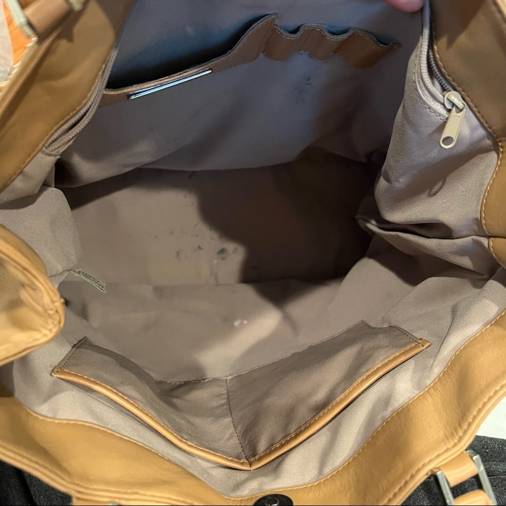 Classiques Entier Solid Handbag With Large Flower - image 4